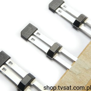 [5szt] TLE4953C Hall Sensor PG-SSO-2-4 INFINEON